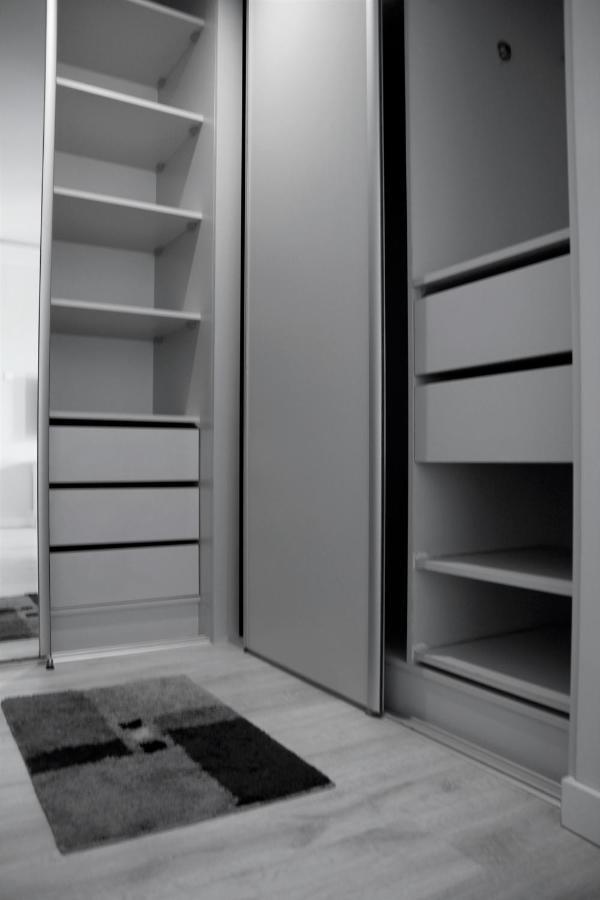 Apartament Tetris - Centrum キェルツェ エクステリア 写真